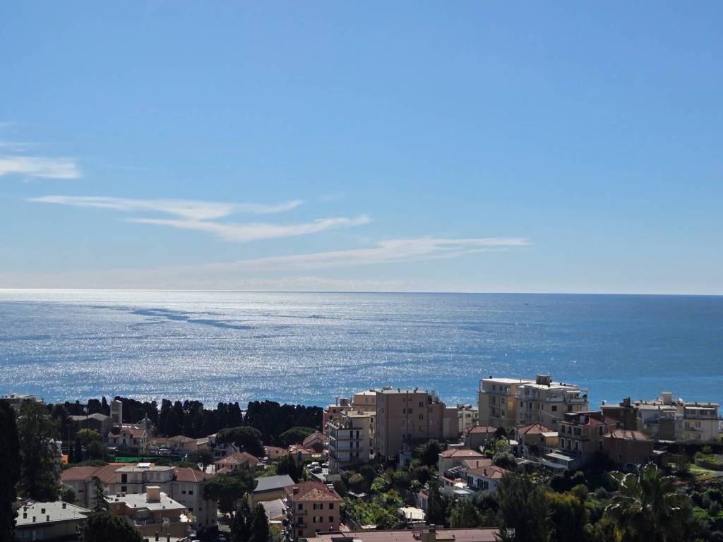 appartamento in vendita a Sanremo
