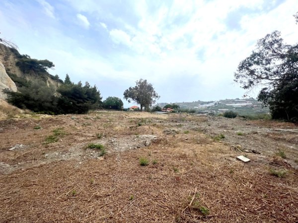 terreno agricolo in vendita a Sanremo in zona Bussana Vecchia