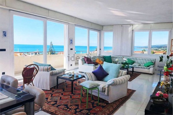 appartamento in vendita a Sanremo