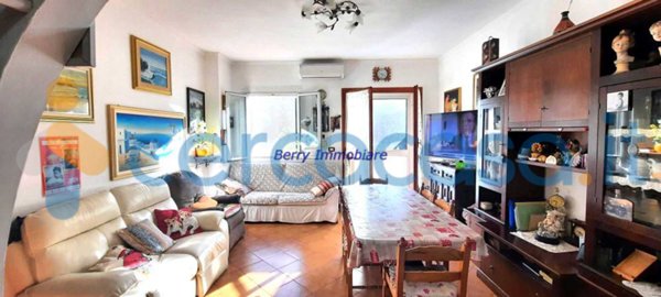 casa semindipendente in vendita a Sanremo