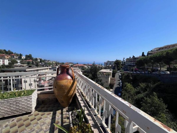 appartamento in vendita a Sanremo