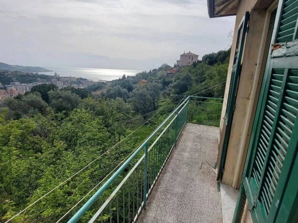 casa indipendente in vendita a Sanremo