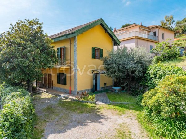 casa semindipendente in vendita a Sanremo