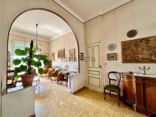 casa indipendente in vendita a Sanremo