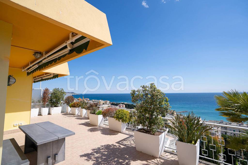 appartamento in vendita a Sanremo