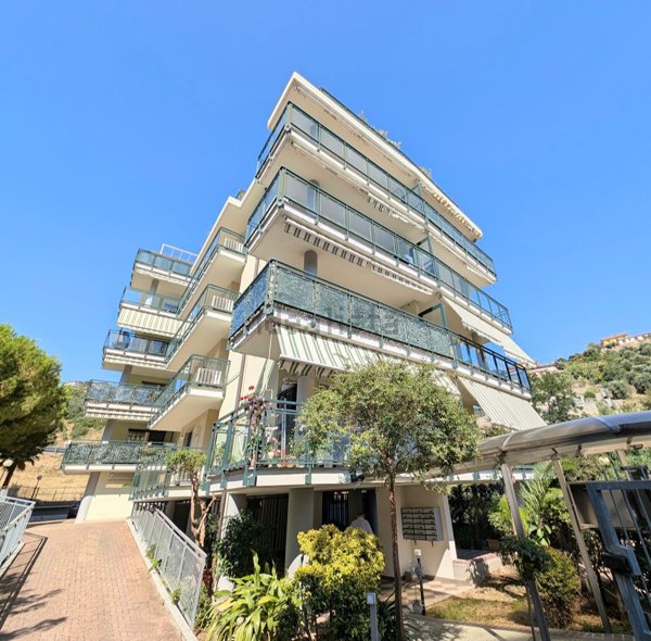 appartamento in vendita a Sanremo