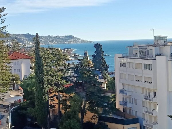 appartamento in vendita a Sanremo