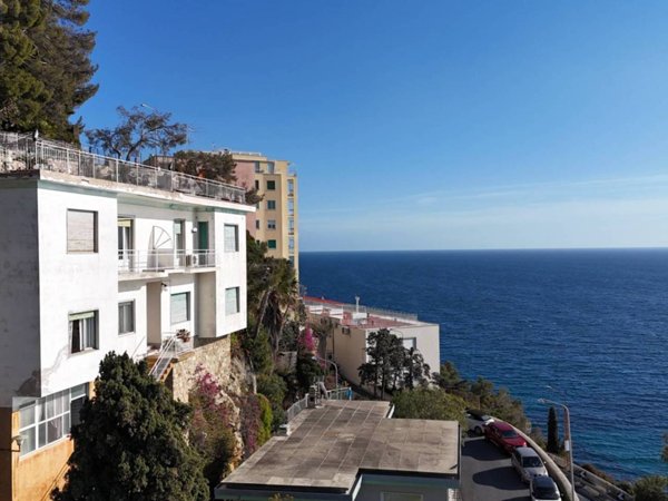 casa indipendente in vendita a Sanremo