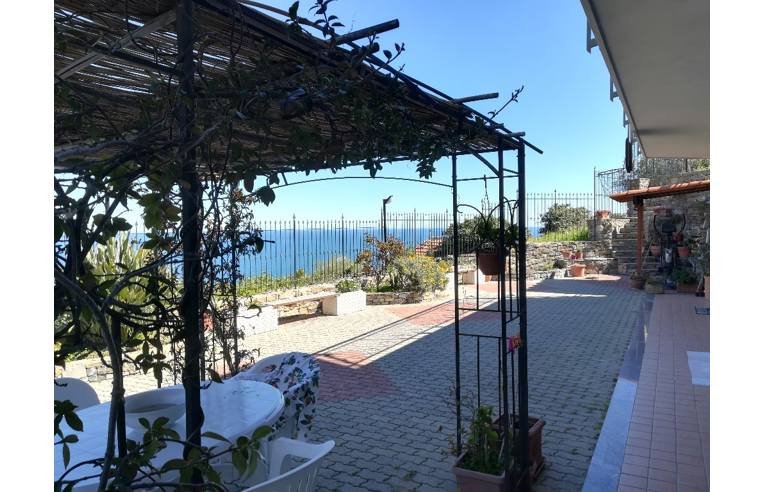 casa indipendente in vendita a Sanremo