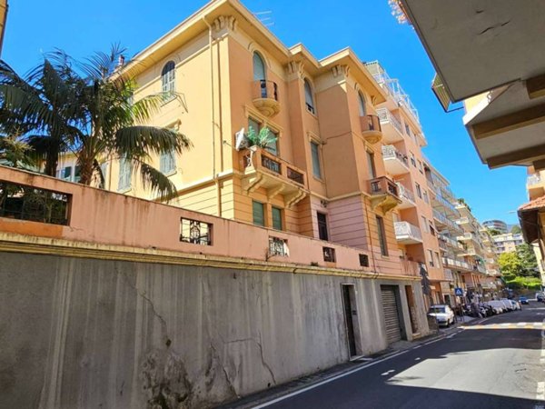 appartamento in vendita a Sanremo