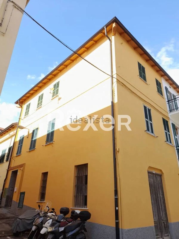 appartamento in vendita a Sanremo in zona Bussana