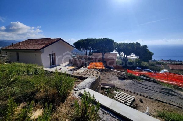 casa indipendente in vendita a Sanremo in zona Coldirodi