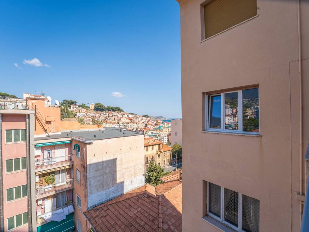 appartamento in vendita a Sanremo