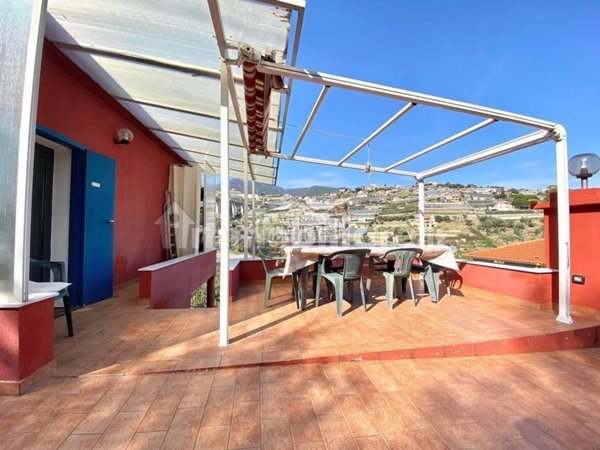 casa indipendente in vendita a Sanremo