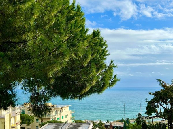 appartamento in vendita a Sanremo