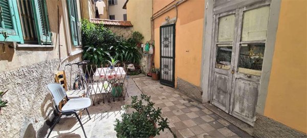 casa indipendente in vendita a Sanremo