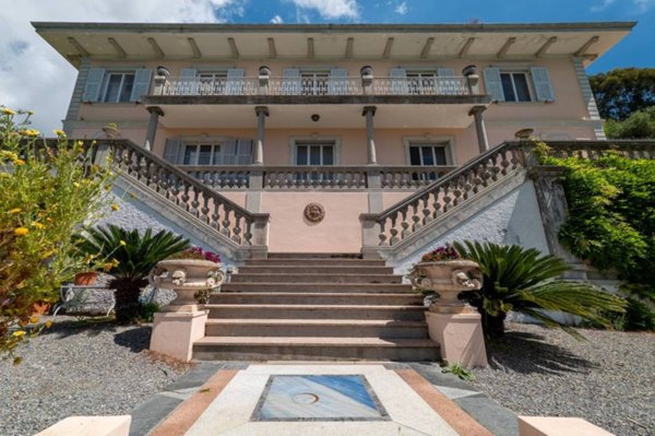 casa indipendente in vendita a Sanremo