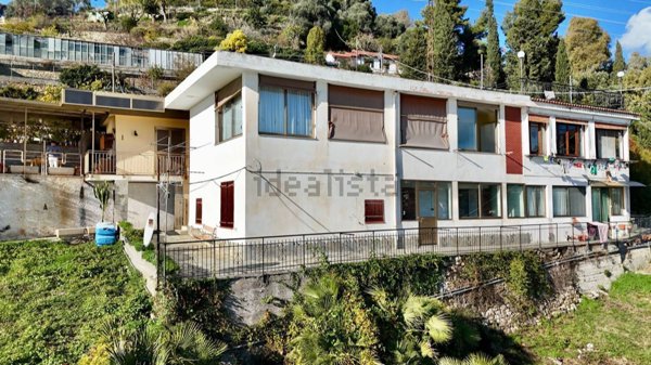 casa semindipendente in vendita a Sanremo