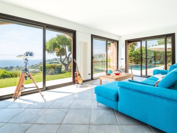 casa indipendente in vendita a Sanremo