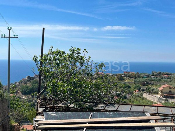 casa indipendente in vendita a Sanremo