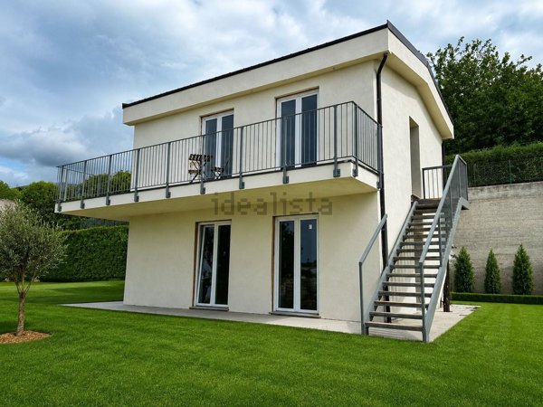 casa indipendente in vendita a Sanremo