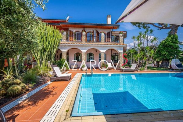 casa indipendente in vendita a Sanremo