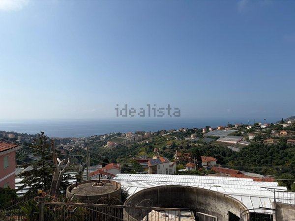 casa indipendente in vendita a Sanremo