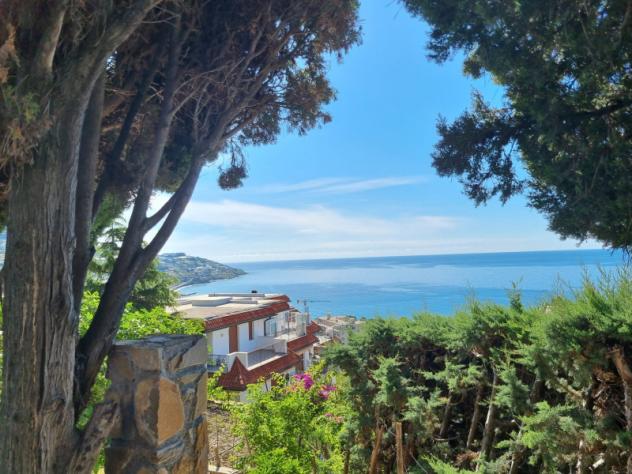 casa indipendente in vendita a Sanremo