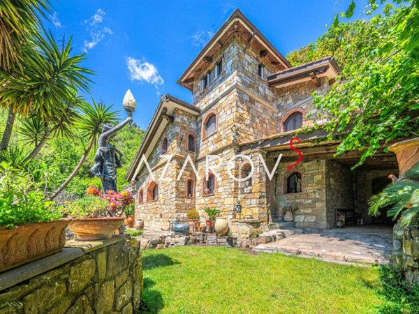 casa indipendente in vendita a Sanremo in zona San Romolo
