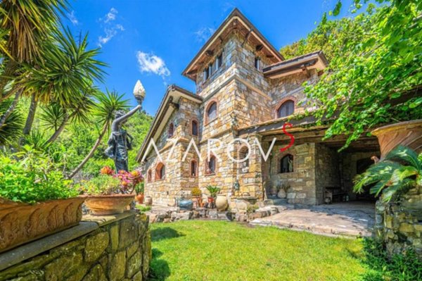 casa indipendente in vendita a Sanremo in zona San Romolo