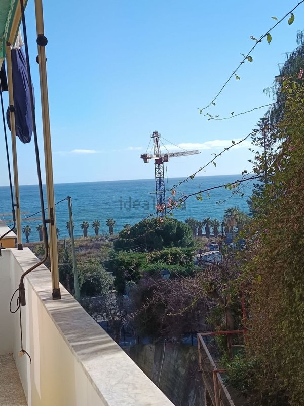 appartamento in vendita a Sanremo in zona Coldirodi