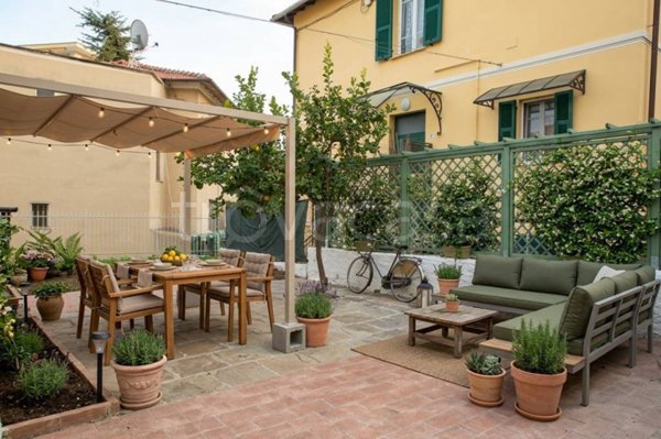 casa indipendente in vendita a Sanremo in zona Poggio