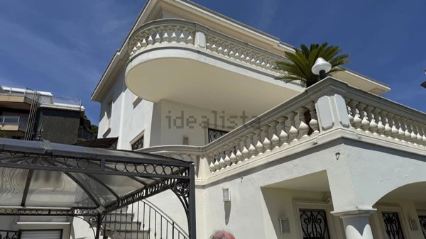 casa indipendente in vendita a Sanremo