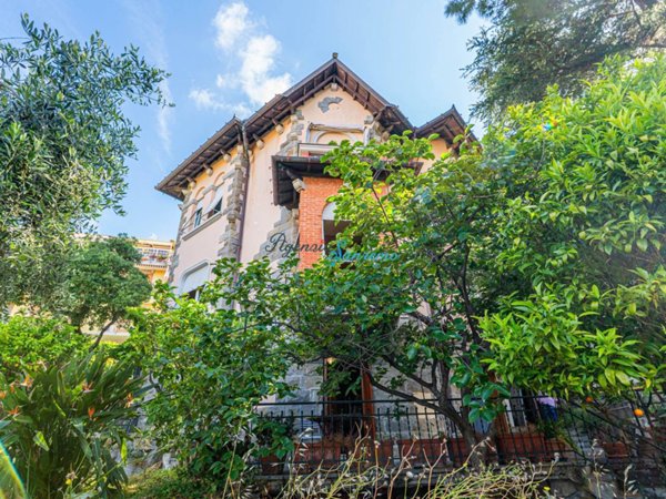casa indipendente in vendita a Sanremo