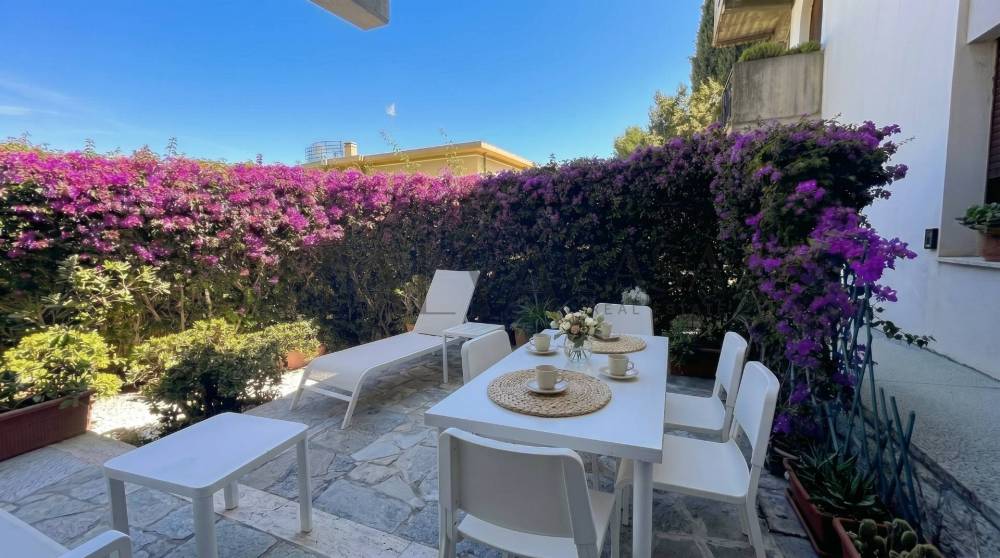appartamento in vendita a Sanremo in zona Poggio