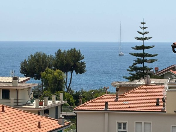 appartamento in vendita a Sanremo
