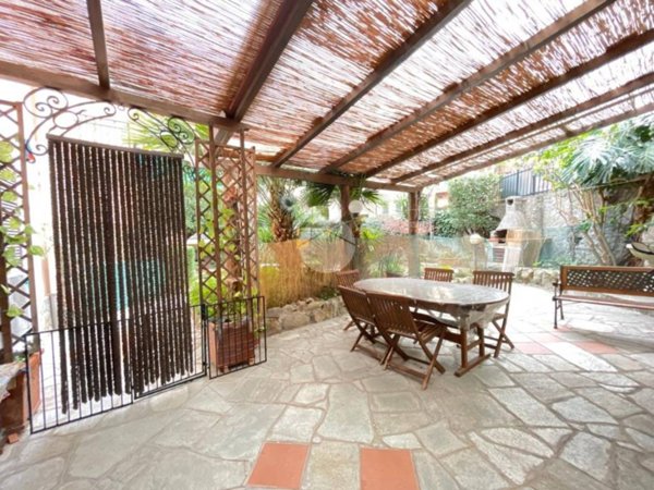 casa indipendente in vendita a Sanremo