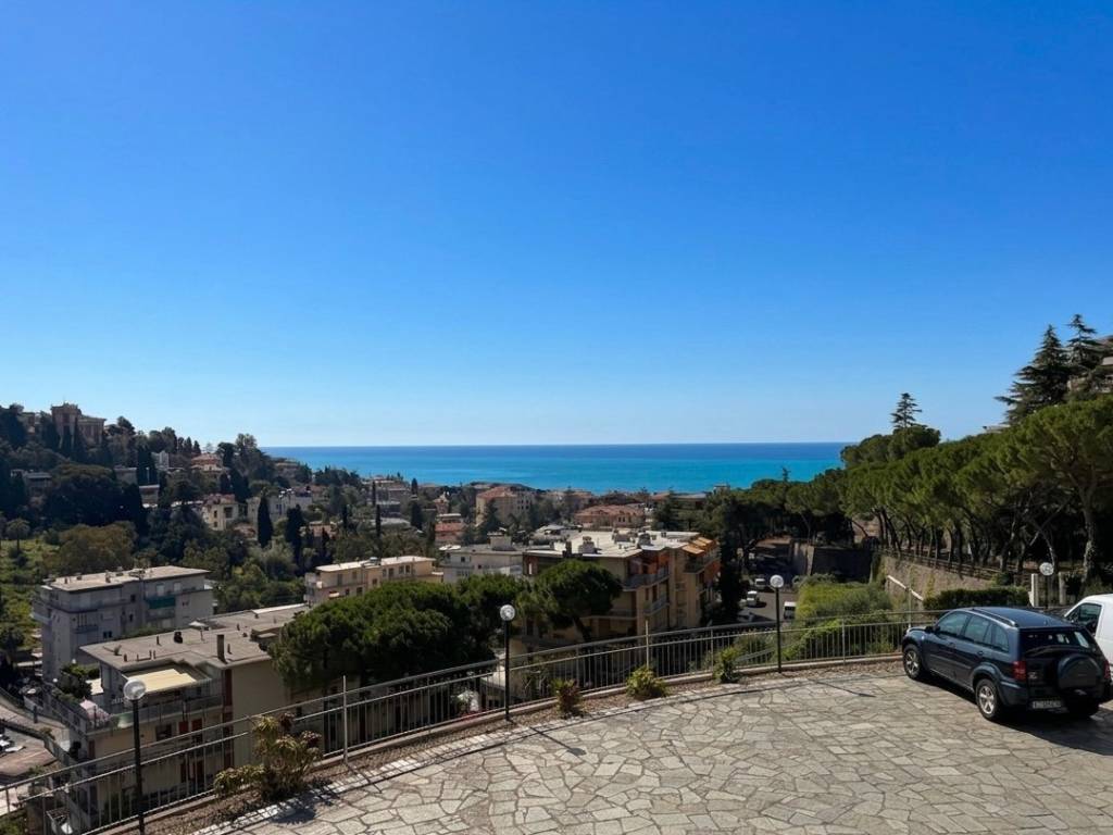 appartamento in vendita a Sanremo