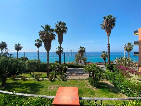 casa indipendente in vendita a Sanremo