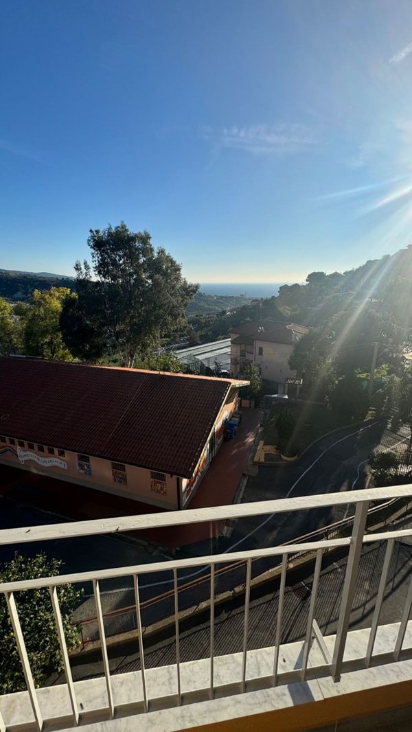 appartamento in vendita a Sanremo in zona Poggio