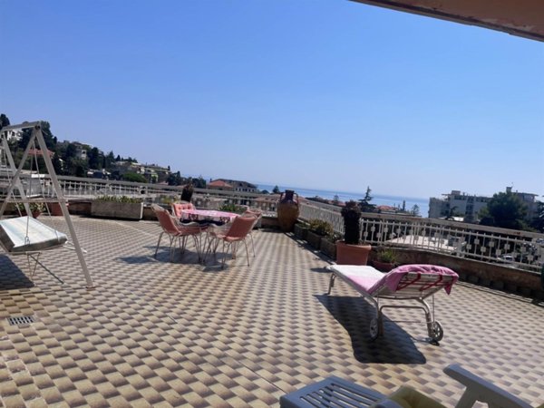 appartamento in vendita a Sanremo in zona Coldirodi