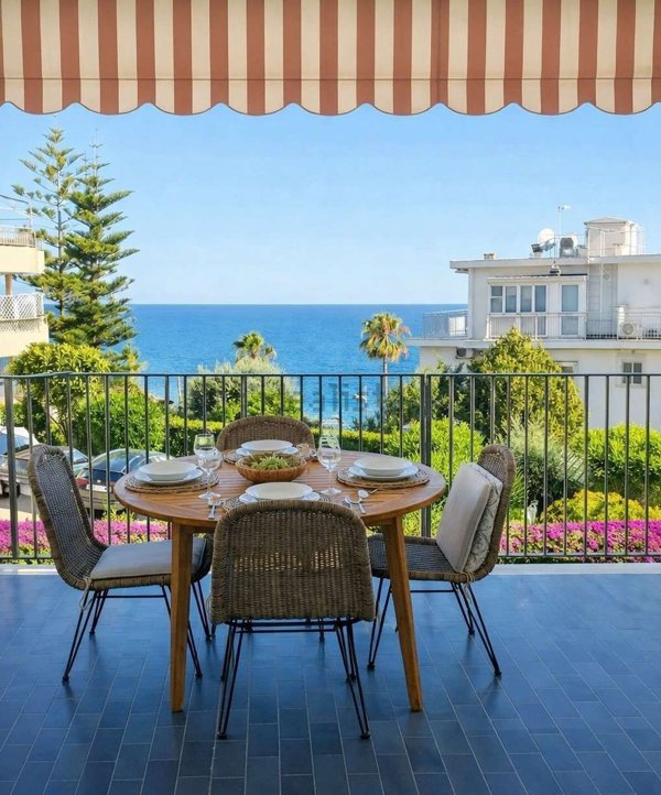 appartamento in vendita a Sanremo in zona Poggio