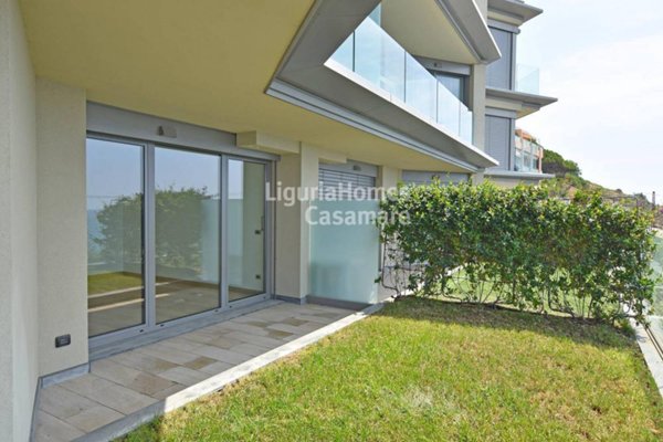 appartamento in vendita a Sanremo in zona Poggio