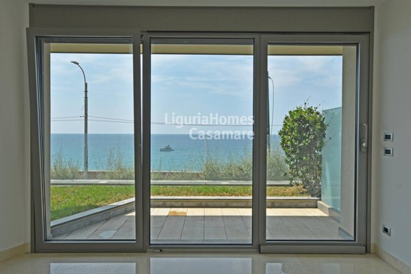 appartamento in vendita a Sanremo in zona Poggio