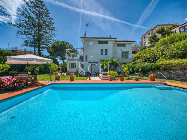 casa indipendente in vendita a Sanremo