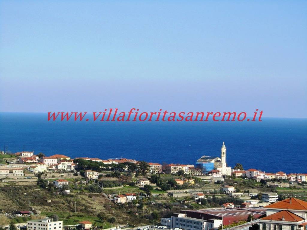 appartamento in vendita a Sanremo in zona Bussana