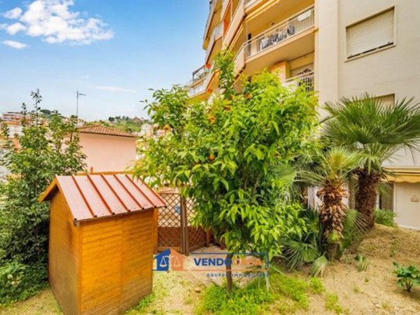 appartamento in vendita a Sanremo in zona Poggio