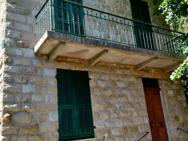 casa indipendente in vendita a Sanremo in zona San Romolo