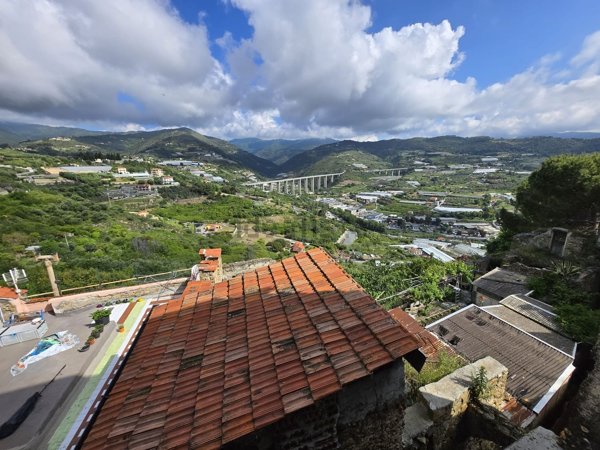 appartamento in vendita a Sanremo in zona Poggio