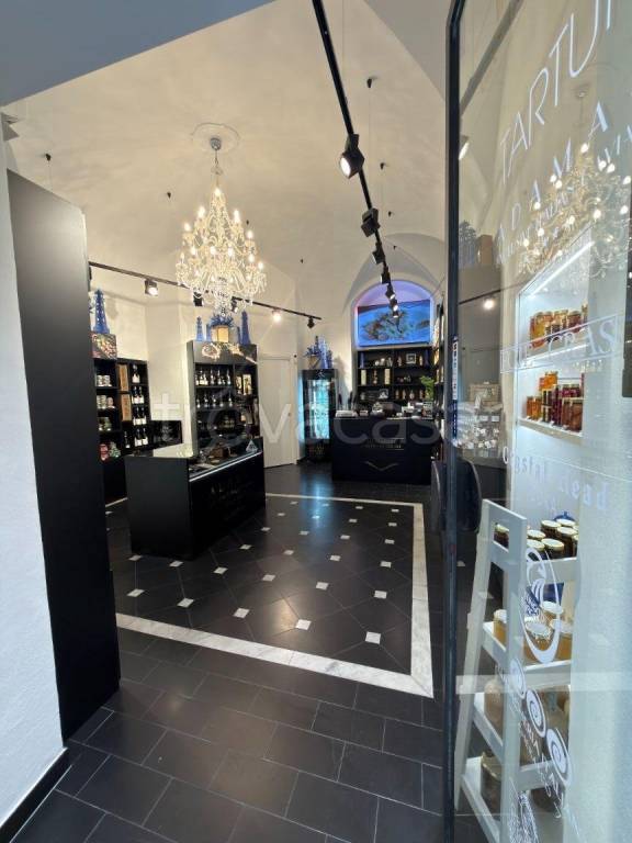 negozio in vendita a Sanremo